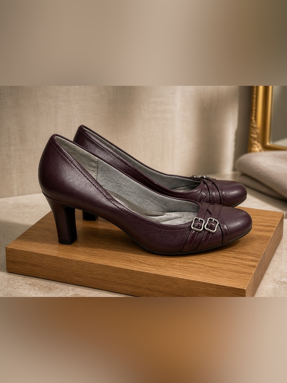 Life Stride Velocity Womens Memory Foam Mickie Burgundy Heels Size 8.5M